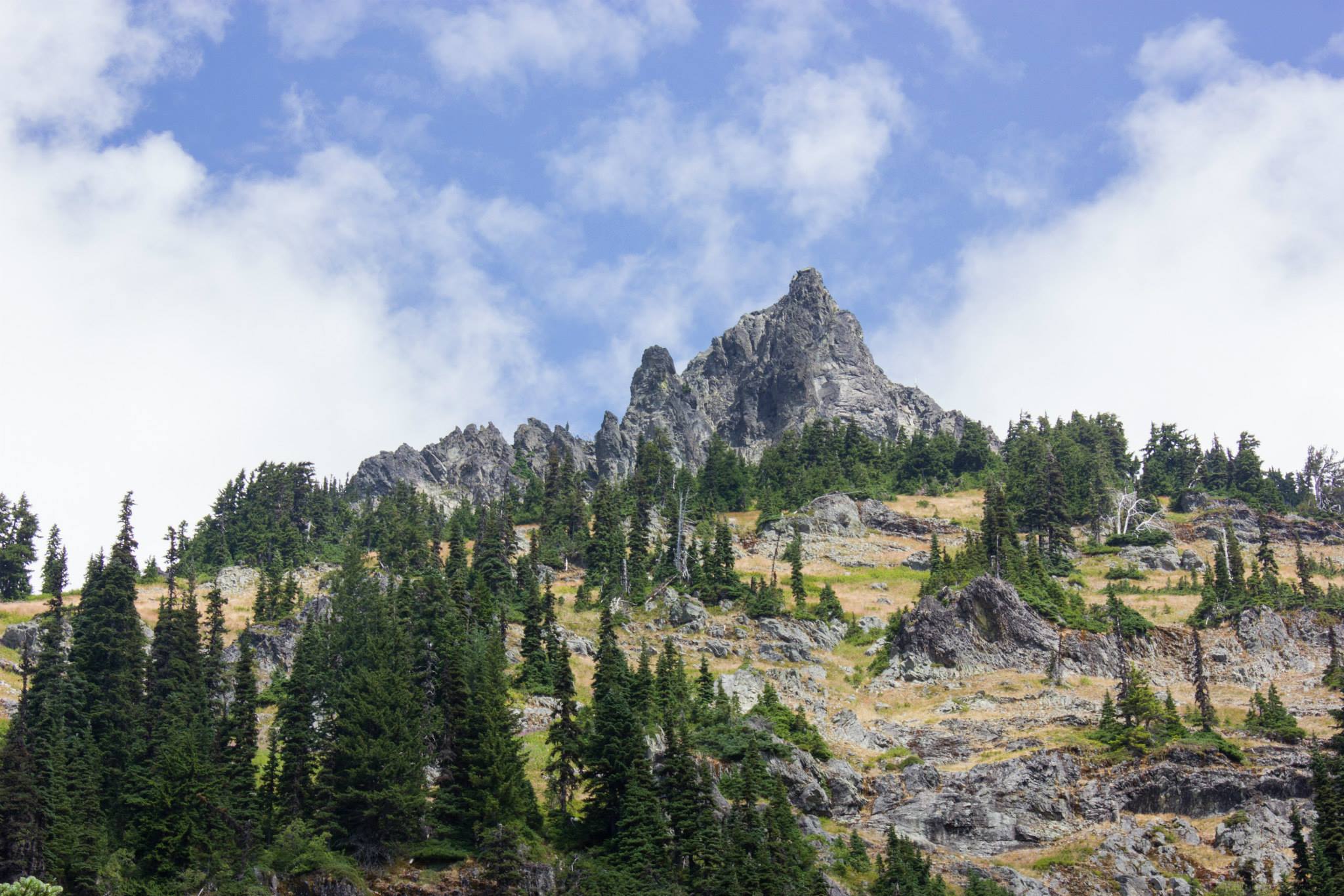 Hibox Mountain